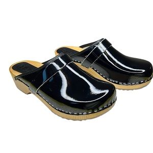 🖤Bjork Black Clogs🖤